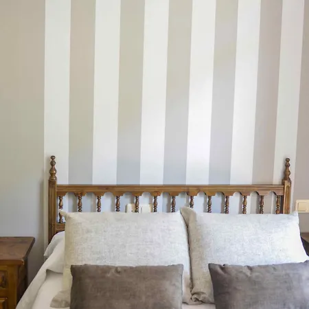 招待所 A Morada Do Cigarron Verín