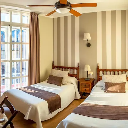 A Morada Do Cigarron 招待所 Verín