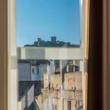 招待所 A Morada Do Cigarron Verín