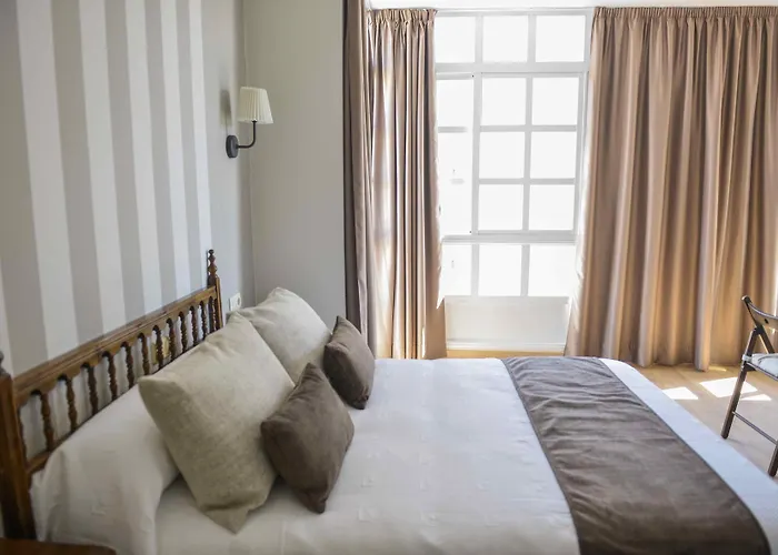 A Morada Do Cigarron Pensión Verín