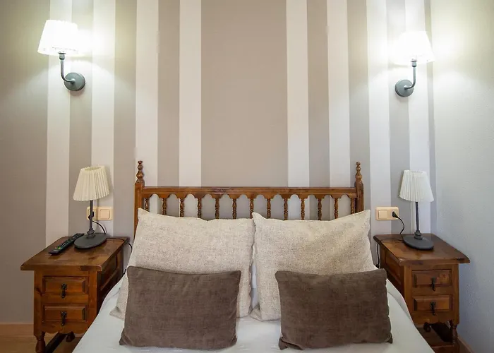 بيت ضيافة A Morada Do Cigarron Verín